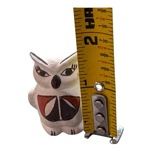 Vintage Acoma Pottery Owl Figurine Signed By Artist Lucaro Isleta NM 2" Mini - Picture 5 of 9